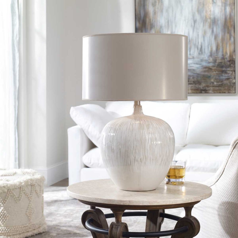 Georgios Table Lamp / UT 26194-1 UTTERMOST