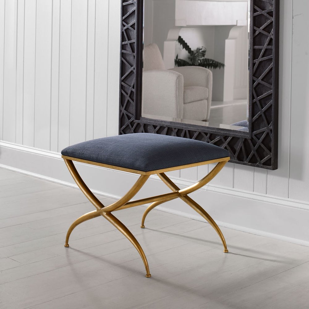 Crossing Small Bench / UT 23678 UTTERMOST