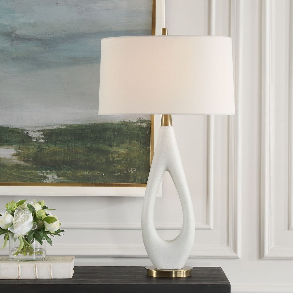 Promenade Table Lamp / UT 30387 UTTERMOST