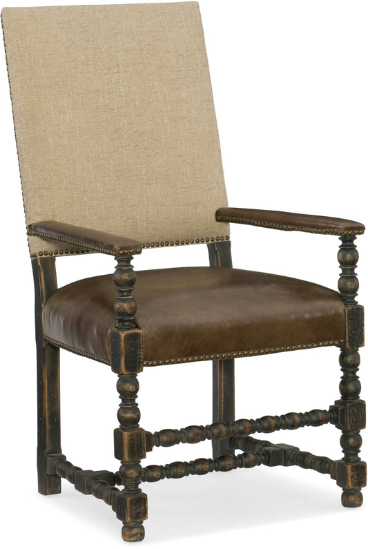 Hill Country Comfort Upholstered Arm Chair / 5960-75400-BLK HOOKER