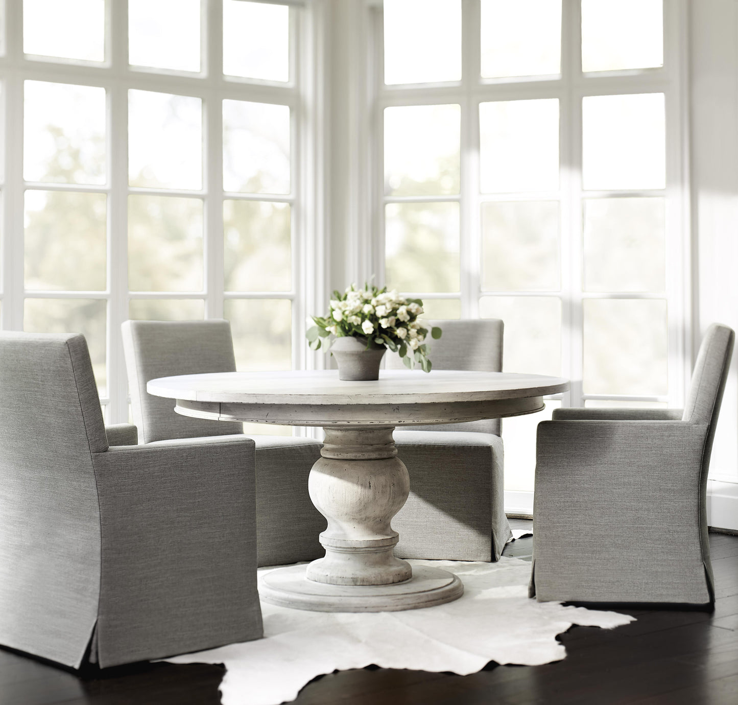 Mirabelle Dining Table /  304272, 304273 BERNHARDT