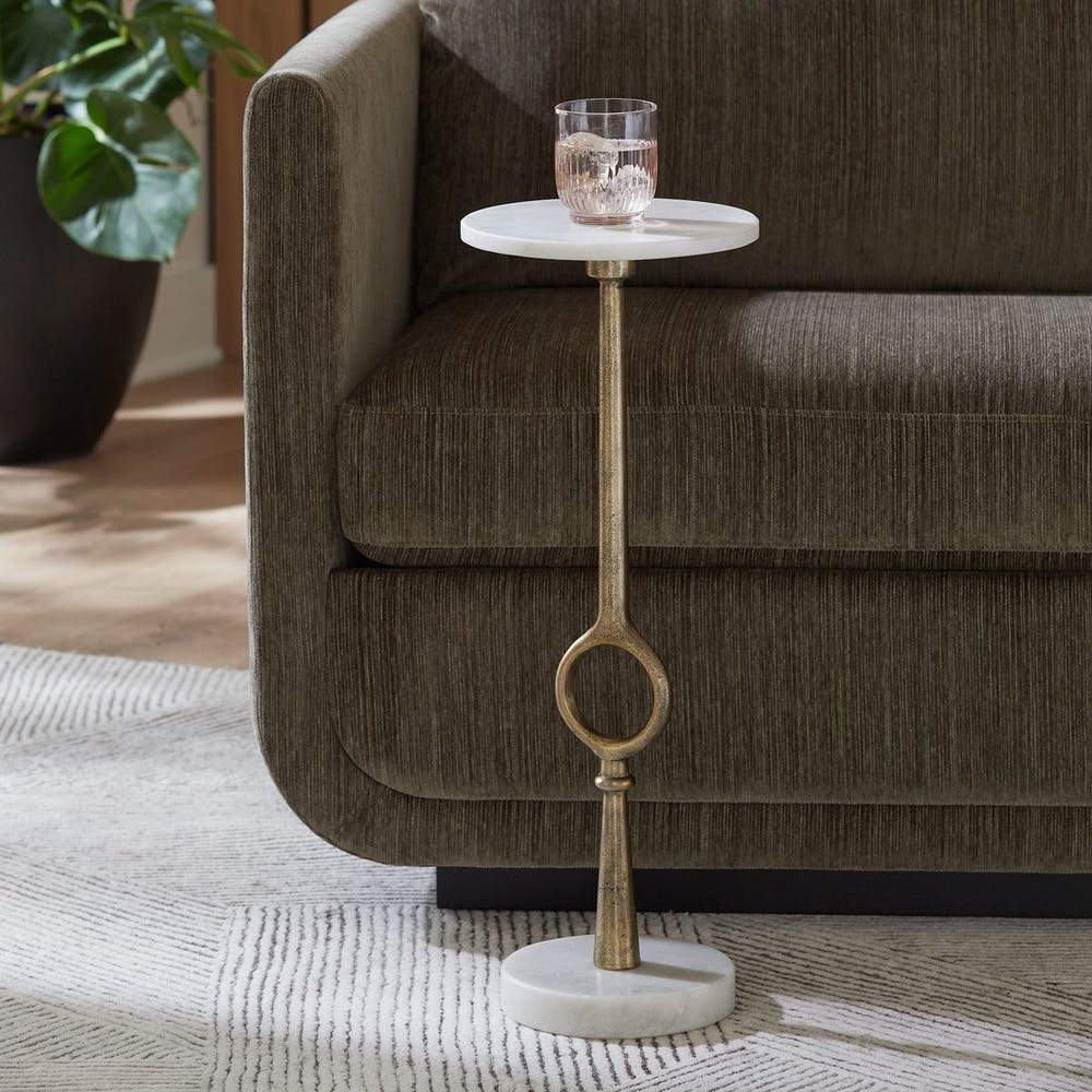 ACCENT FURNITURE / W23070