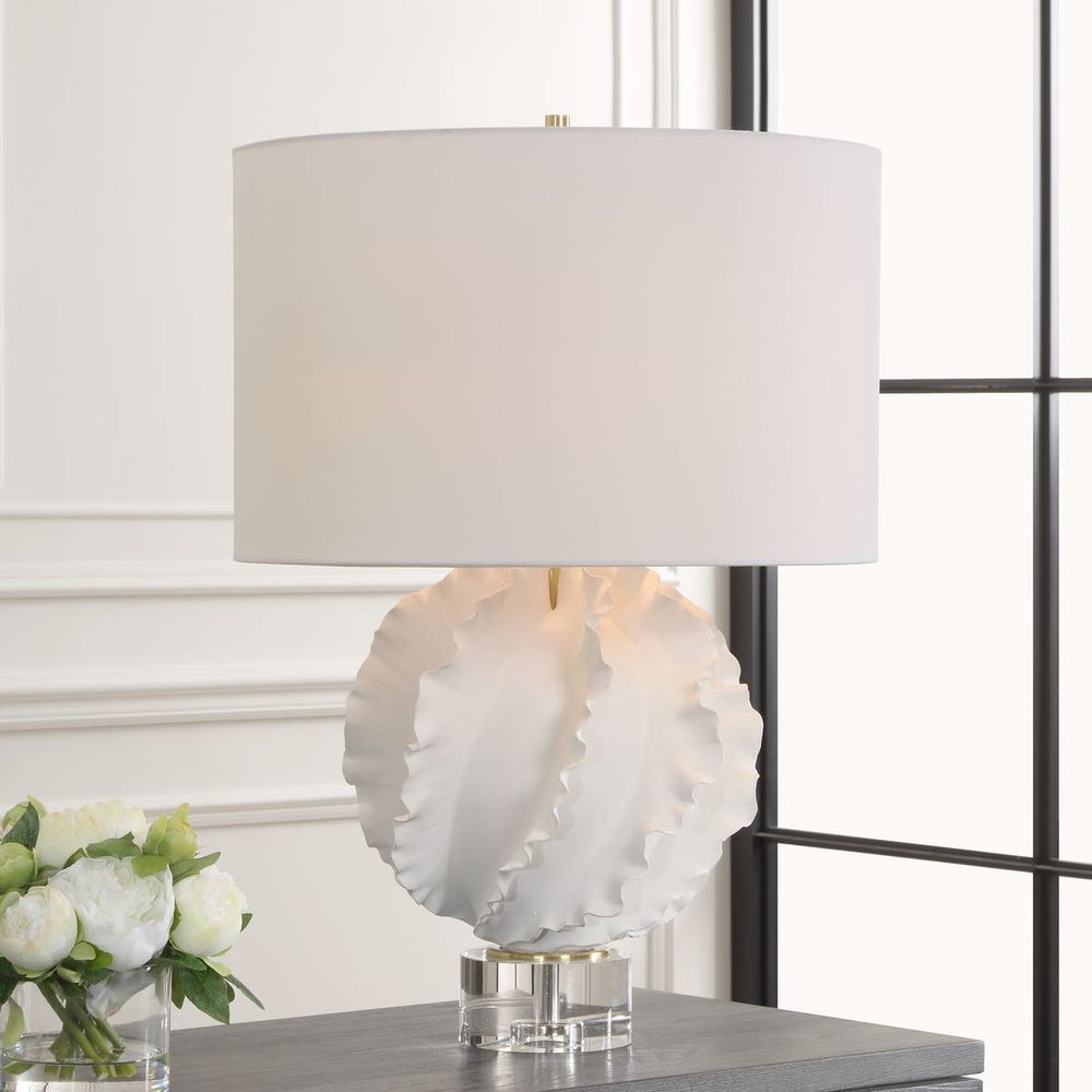 Saylor Table Lamp / 30292 UTTERMOST